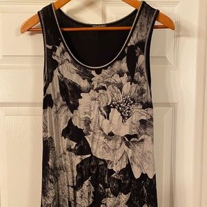 Vanilla Sugar Tank with Interesting Detail